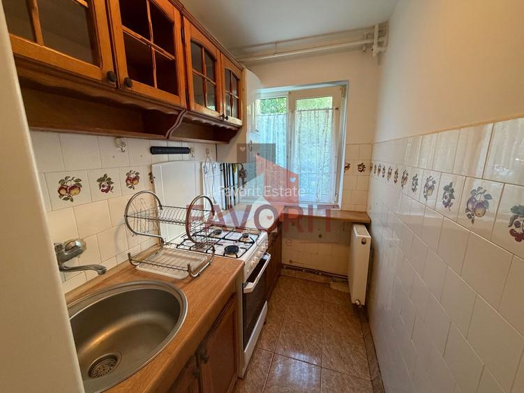 Cu centrala termica proprie. Zona Dacia. Boxa - 7