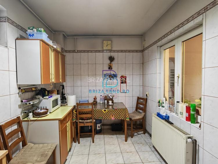 Sos. Chitilei, Colosseum, casa sup. 105mp, 3 camere, teren 211mp - 9