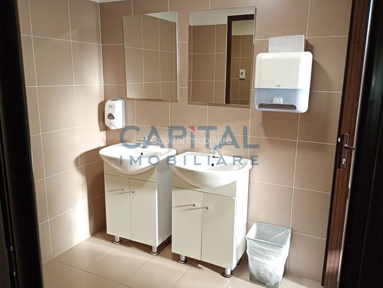 CLADIRE CU ARHITECTURA EMBLEMATICA - FOST SEDIU INTEL - 11