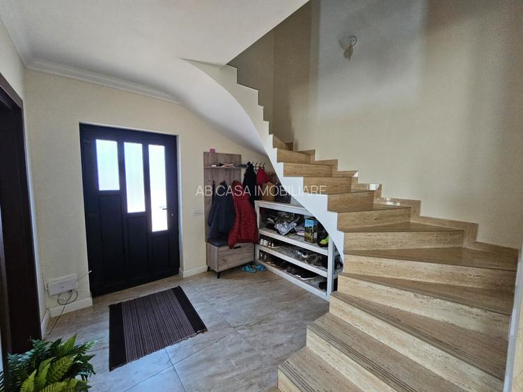 Casă înșiruită nouă, P+E, 2 locuri de parcare, în Giarmata (TM), comision 0 - 10