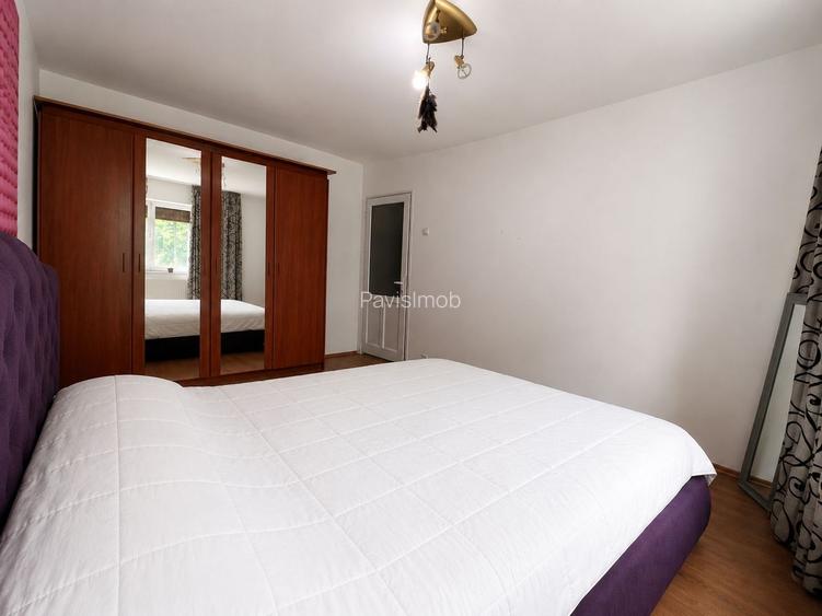 Apartament 3 camere spatios de vanzare în zona - Tractorul - 3