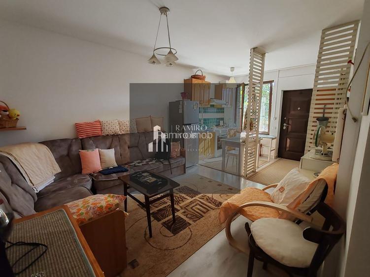 Apartament 2 camere CURTE PROPRIE Sector 3 Titan - 3