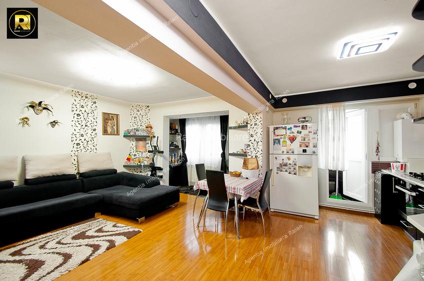 Vanzare apartament 3 camere dec in Galati, Sid-Vest, sup.76 mp, etaj 1, mobilat - 2