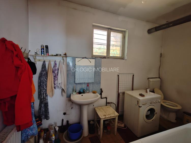 Casa 6 camere libera la vanzare zona Bartolomeu - 15