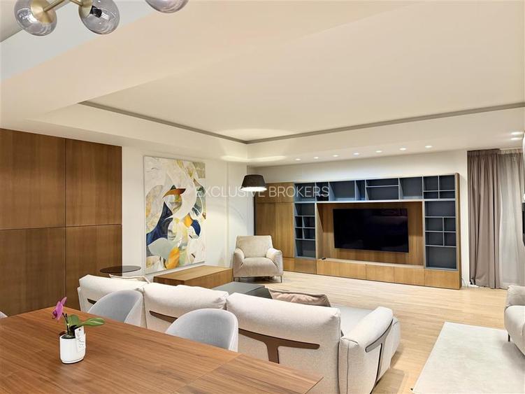 Luxury apartment   200 sqm usable  |Charles de Gaulle  2 parking - 3