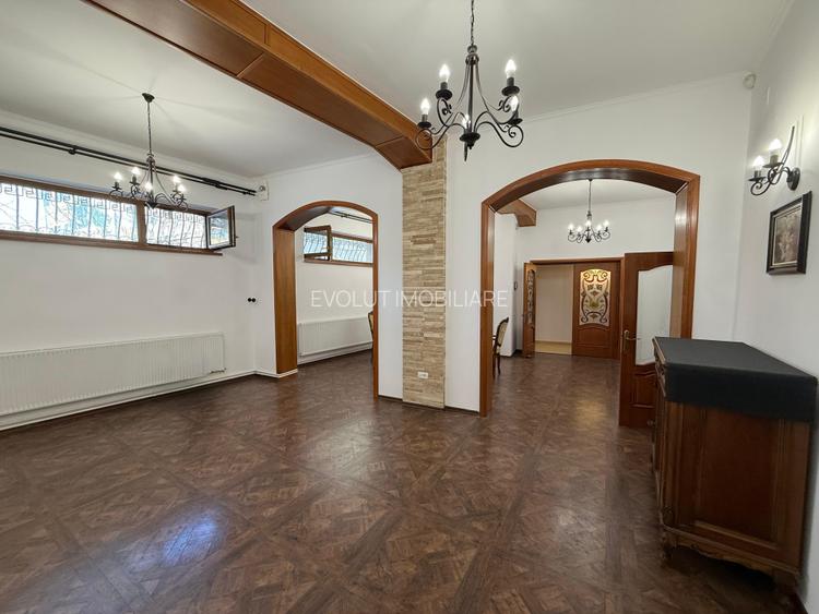 Vila de inchiriat - Ultracentral - 45