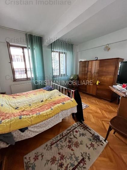 Super Pozitie ! Vila P+1+M zona Centrala 640mp construiti - 22