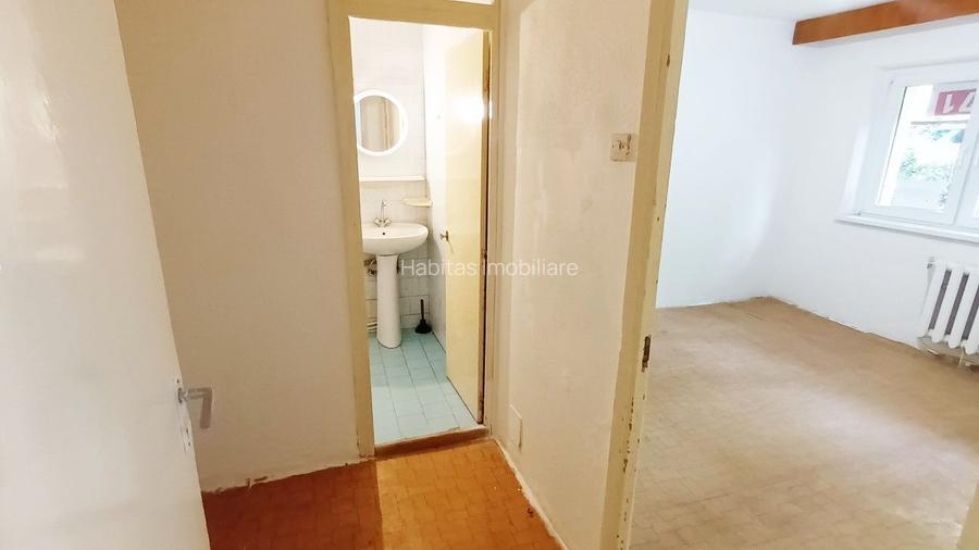Apartament de 3 camere , 67.5 mp, Parter inalt/4,  str. Lunii- Zorilor - 9