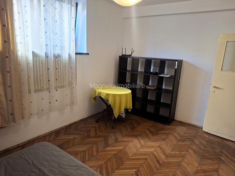 Apartament modest cu 2 camere de închiriat, la demisol - Cotroceni - comision 0% - 5