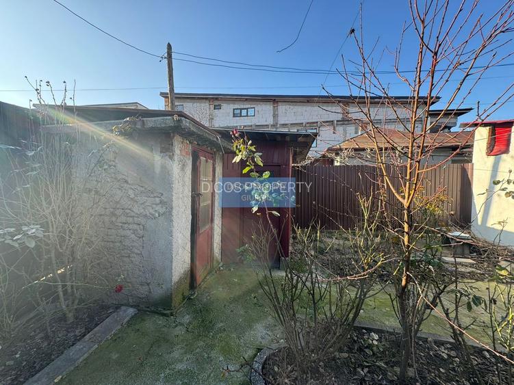 De Vânzare - Casă, Strada Griviței - 32