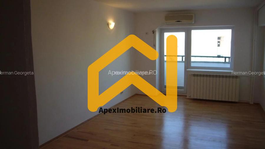 Bd Unirii, Alba Iulia | Duplex 4 Camere pentru birouri | 3 Terase - 4