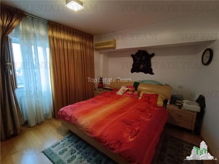 Vanzare apartament  3 camere Titulescu - 7