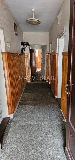 Casa de vânzare în stațiunea Azuga - 3