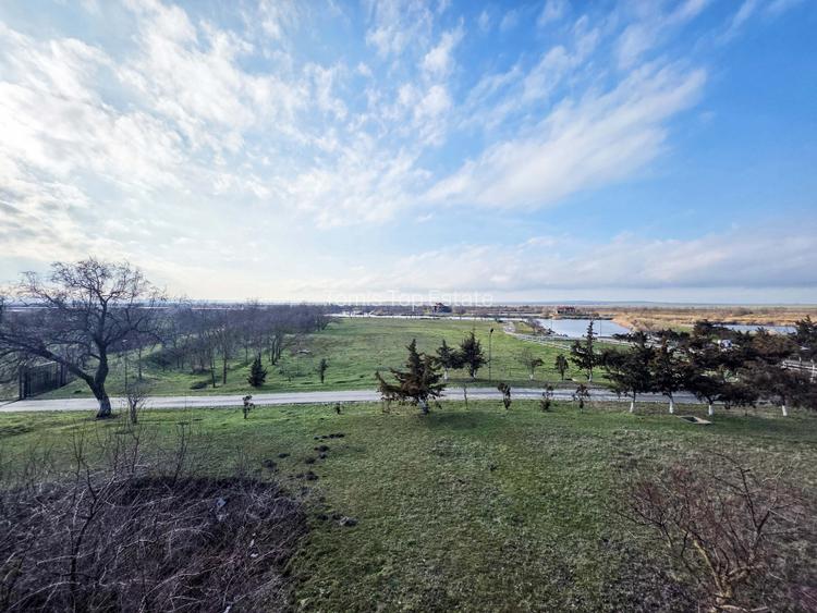 Oportunitate Unică! Teren de 35 Ha la 10E/mp cu Lacuri Medicinale și Acces Deltă - 7