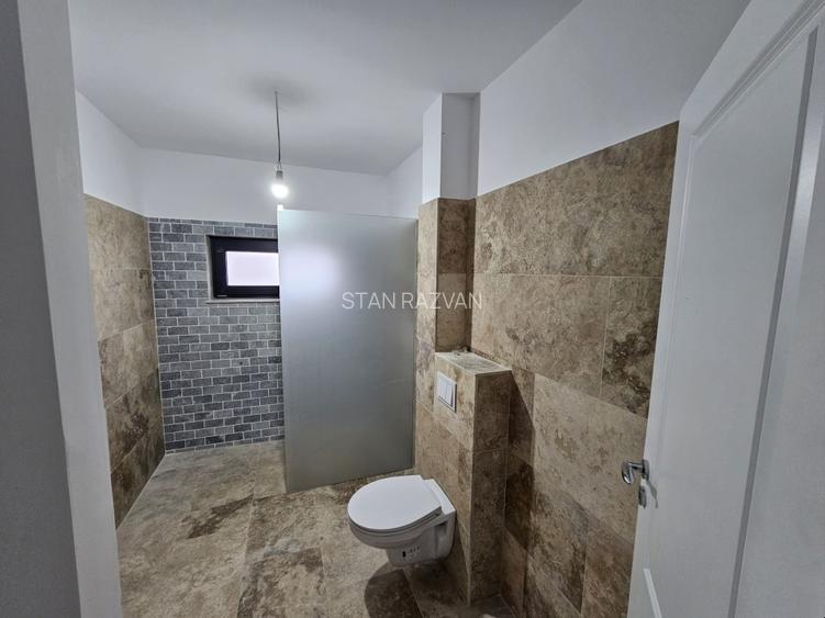 Casa de vanzare finisaje premium - 11