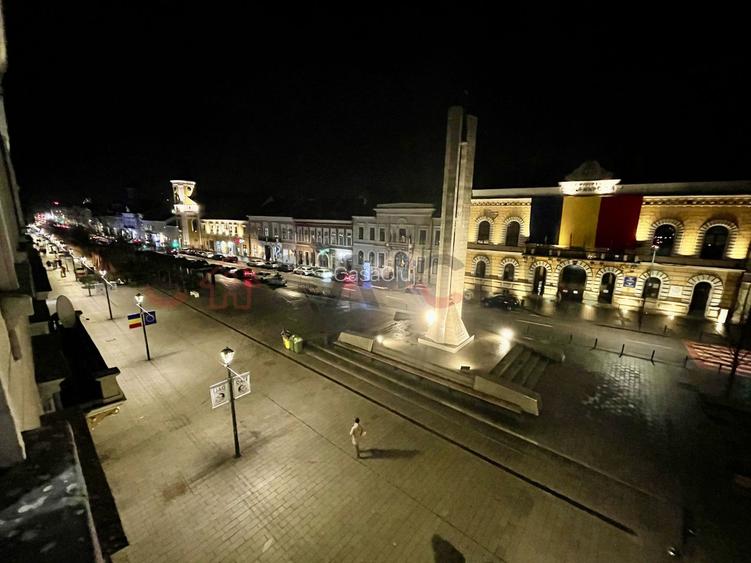 Apartament ultracentral cu 3 camere decomandat, Piața Unirii ! - 8