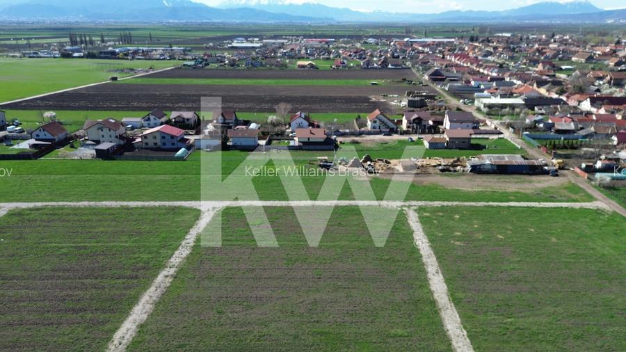 Teren de 475 mp în Hălchiu - utilități - Comision 0% - 15