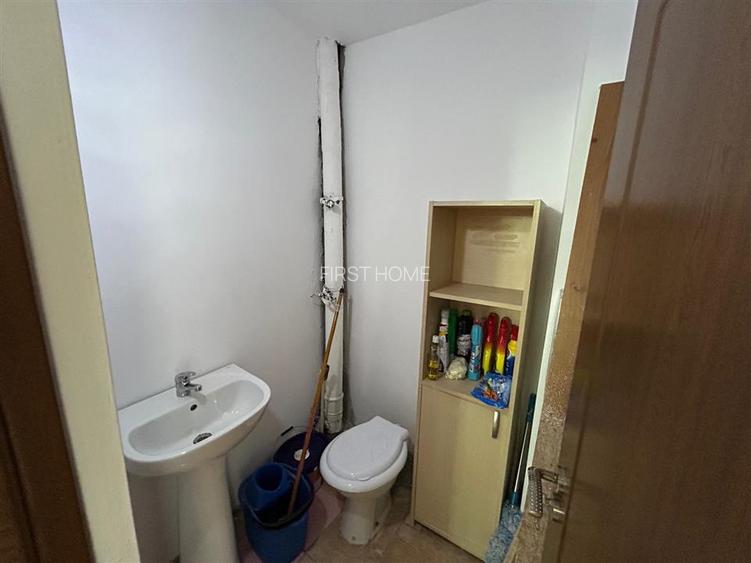 Apartament cu 3 camere de vanzare, zona Piata Moldovei - 13