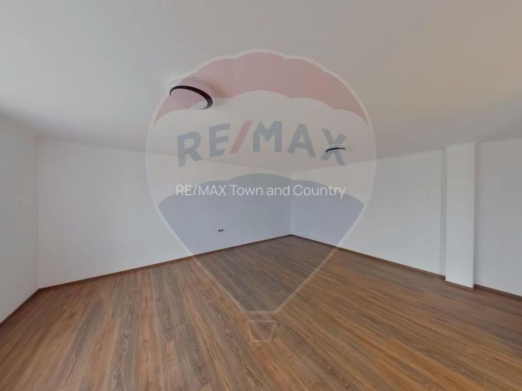 Casă cu 5 camere de vânzare în Piatra, Maramureș - 5