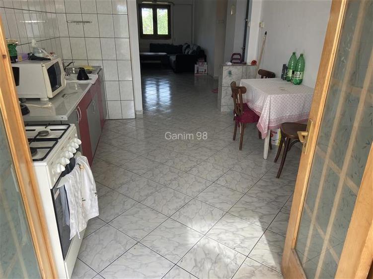 Apartament 4 camere  in Focsani , 98 mp , zona ultracentrala  - Teatrul Municipa - 4