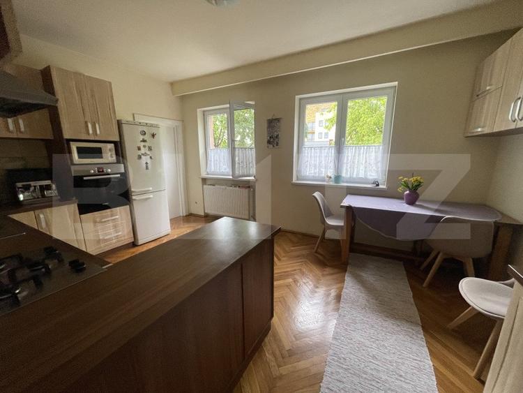 Casa, 211mp, Zona Piata Mica