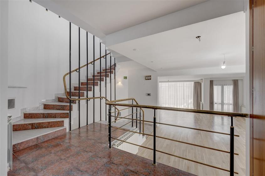 Refurbished 3-Bedroom Duplex | Dorobanti Floreasca | Terrace & Garage