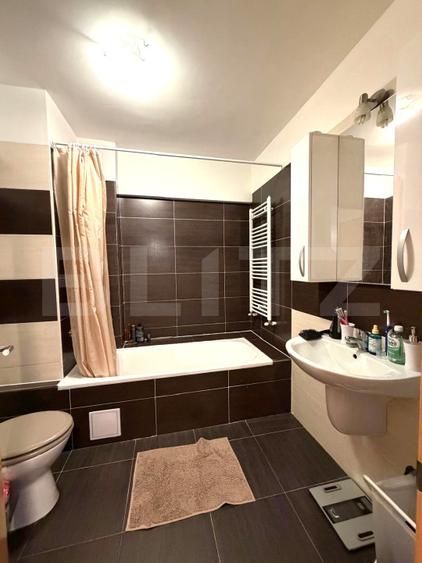 Apartament ideal pentru investitie, 2 camere, parcare, zona Iulius Mall