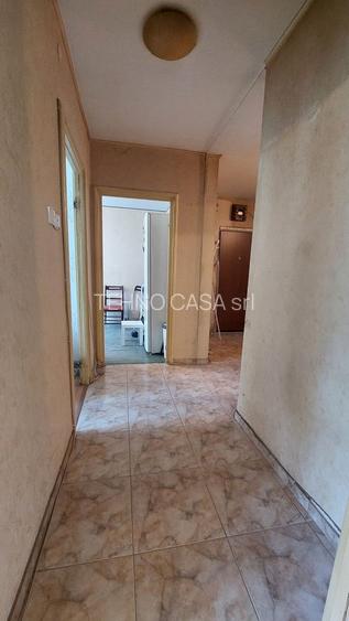 Apartament 4 camere , 2/4, Titan , Theodor Pallady, metrou 1 Decembrie - 11