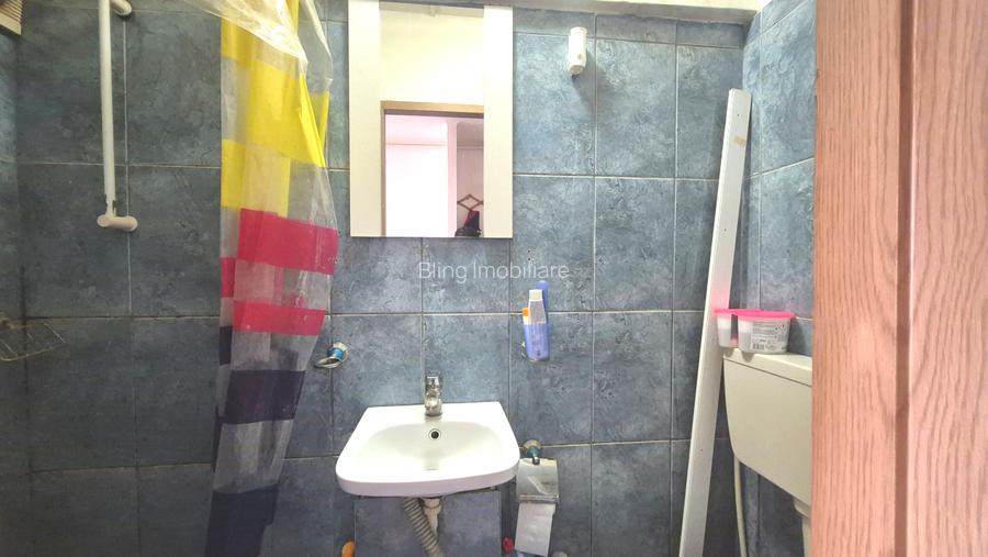 Garsoniera 17 mp, etaj intermediar, Bvd. Muncii - 6