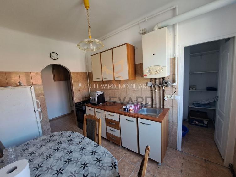 Apartament 2 camere, zona centrala, inceputul strazii Horea - 14