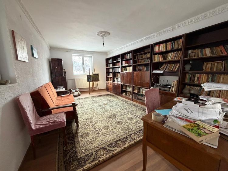 Casa 6 camere, Zavoiului, strada linistita  - 12