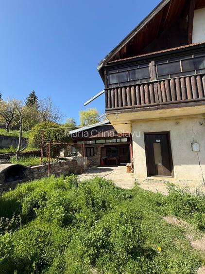 Vanzare vila + teren Targu Neamt  - 3