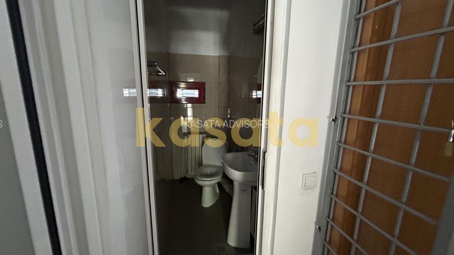 spatiu comercial I 83 mp utili I Bd Libertatii I central I vitrina 7mp - 5