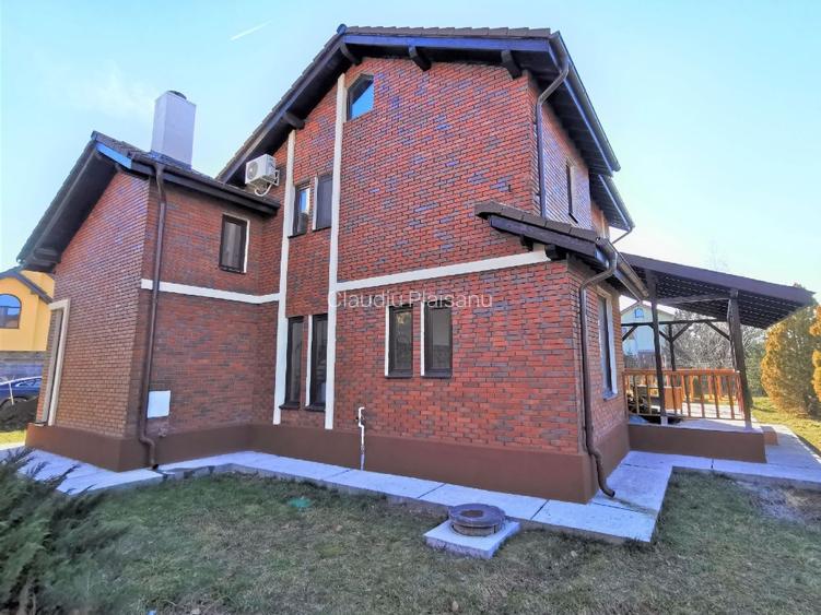 Corbeanca, inchiriez vila superba, stil american, cu semineu si panouri solare - 3