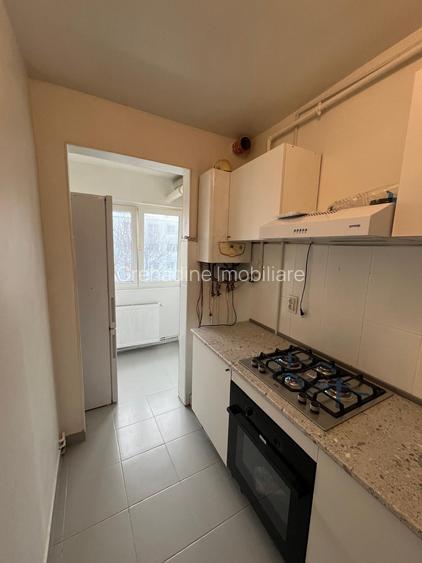 Garsoniera Decomandata - Zona Tractorul - cod 5256 - 2