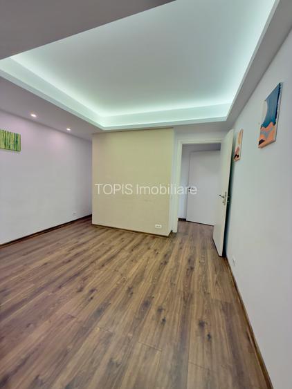 Unirii-Casa Poporului / Birou 2 camere / Contorizare separata/  Nu se aplică TVA - 13