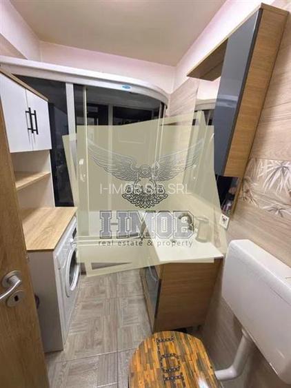 Apartament 3 camere balcon si loc parcare zona Turnisor - 5