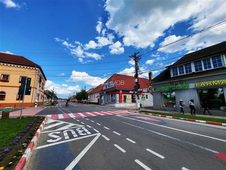 Vanzare spatiu comercial, Ghimbav, Central langa Primarie, vitrina - 27