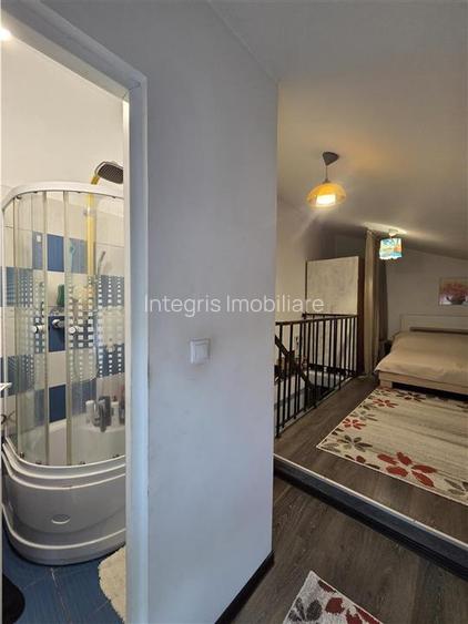 Integris Casa cu 5 camere,curte individuala,Str Gradinarilor,Oradea - 12