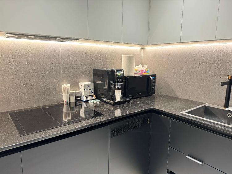 Birou Tip Premium Copou, bloc Azimut - 9