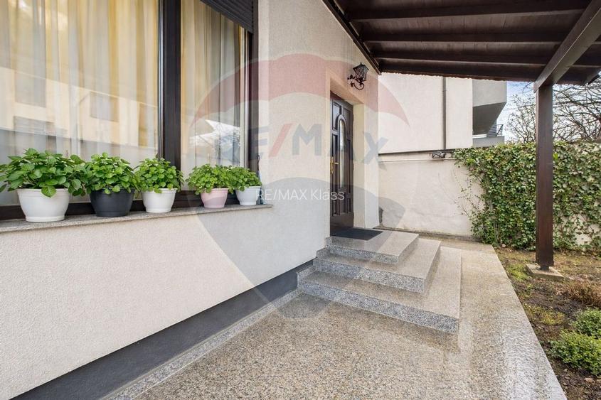 Vila P+2 cu mobilier Italia | Curte privata | Balotesti DN1 - 14