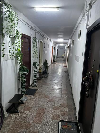 Garsoniera de vanzare -Titan - 8