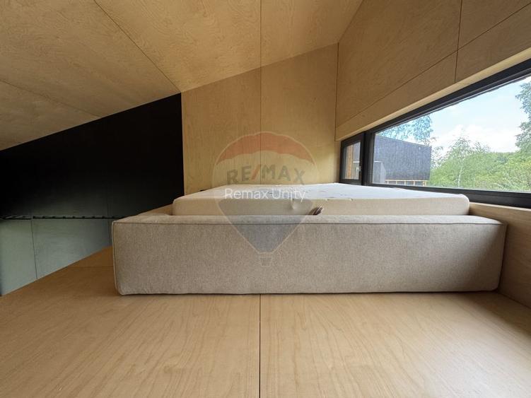 Doua case la munte, cu vedere superba, localizate in Poiana Marului - 19