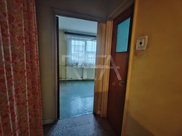 Apartament 3 camere, 9/10, bloc anvelopat /Drumul Taberei - 11