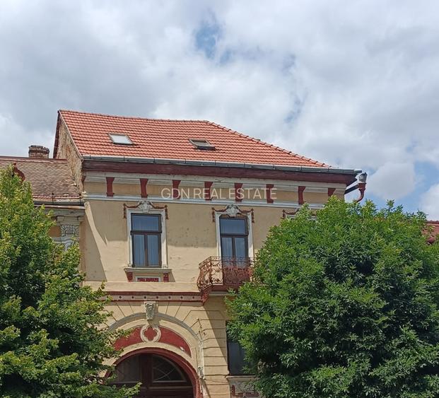 Casă de vânzare! Super pret - Reghin zona centrală. - 12