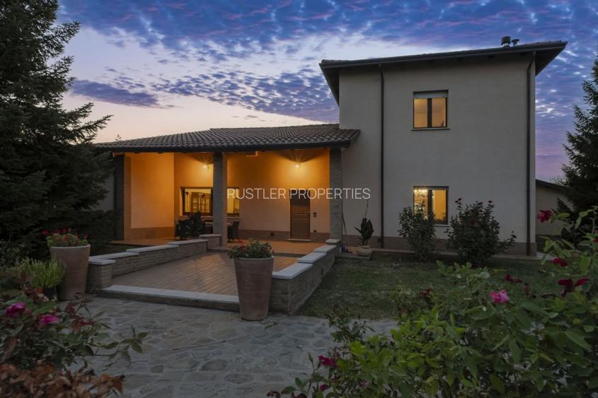 Vila Exclusivista din Cernica - Eleganta, Spatiu si Natura. - 2