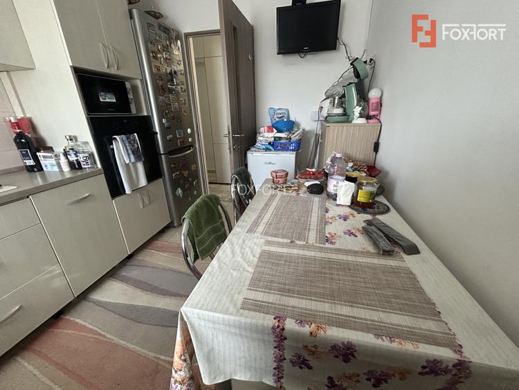 Apartament de vanzare cu 3 camere, la parter - zona Sag - 3