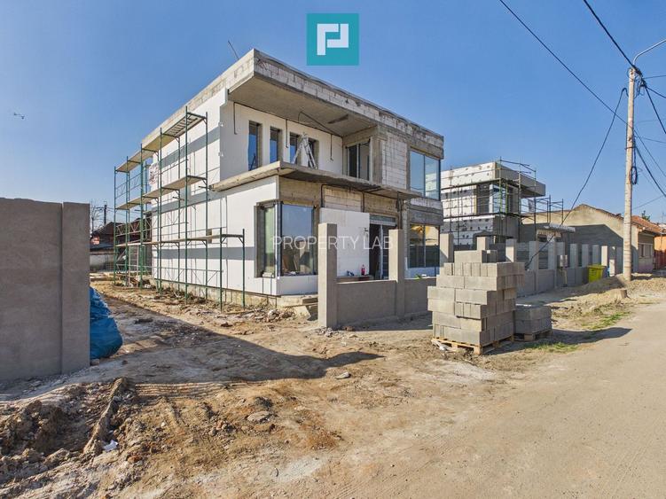 Casă deosebită în Parneava – Strada Griviței - 33