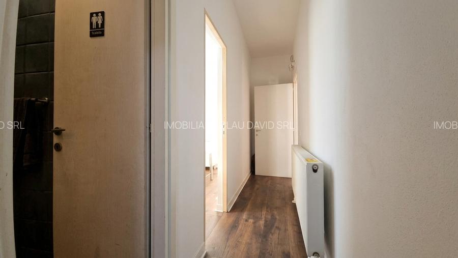 AFACERE LA CHEIE - COAFOR, FRIZERIE, SALON DE MASAJ, MANICHIURA, COSMETICA - 15