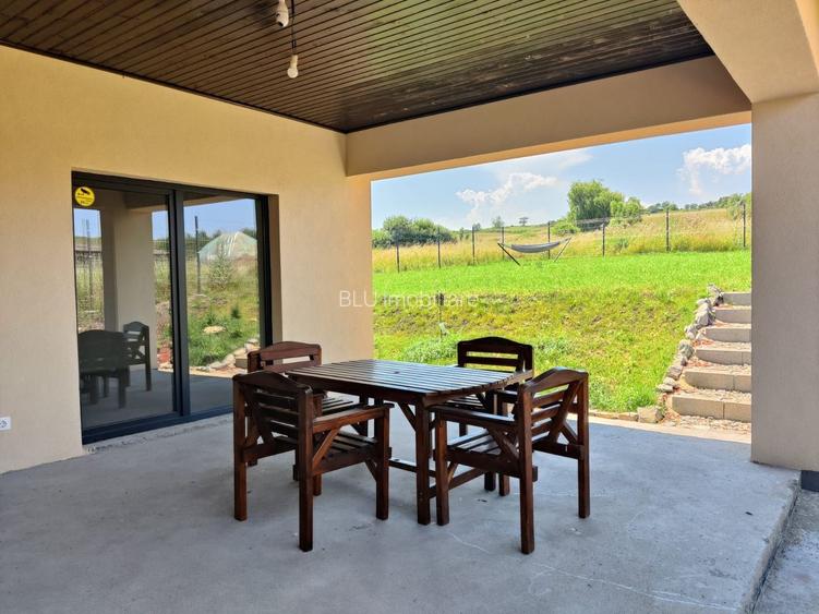 Casa individuala, 130 mp, Pompa caldura, panouri solare, COMISON 0 - 3